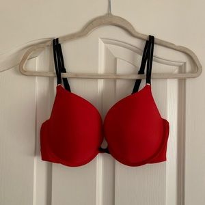 Victoria’s Secret push Up bra